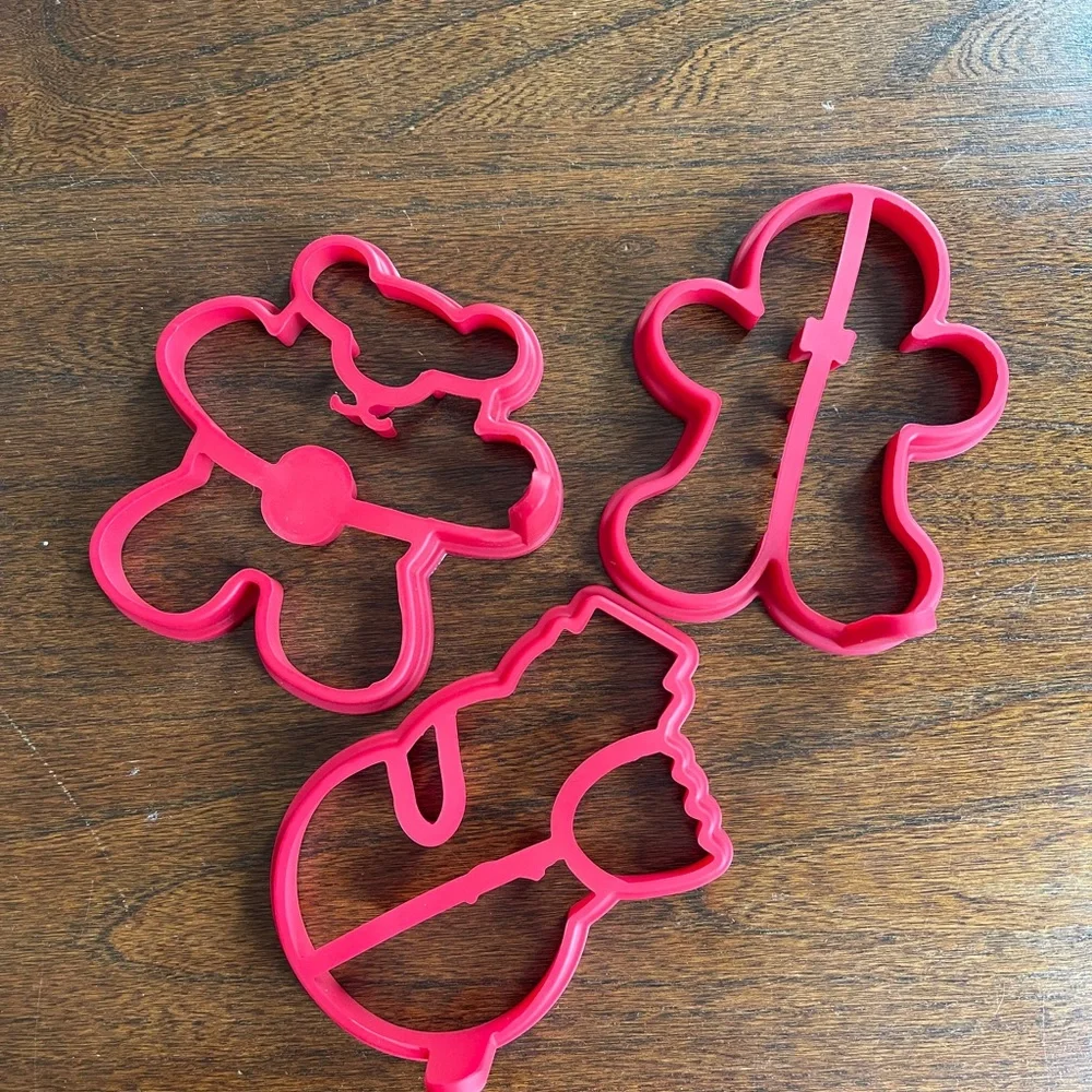 Williams Sonoma Holiday Pancake Molds - Gold